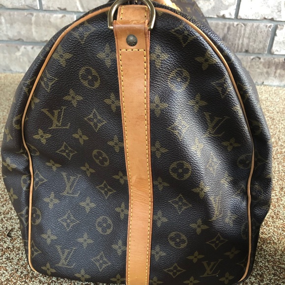 SOLD—Authentic Louis Vuitton Keepall Bandolier 55 - Picture 4 of 8